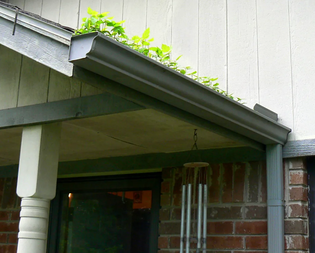 Gutter Cleaning and Repair Cost UK 2026: Real Price Ranges